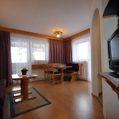 Appartement Haus Pinnistor
