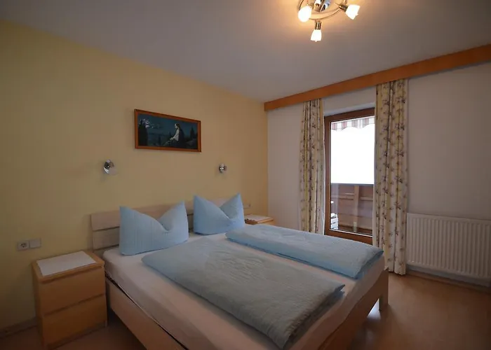 Apartament Haus Pinnistor *