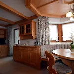 Haus Pinnistor نيوستيف ام ستوبيتا