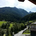 Haus Pinnistor نيوستيف ام ستوبيتا